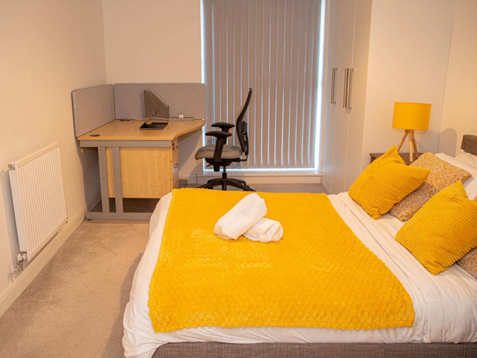Centre 2bed 2bath Nearby Parking * Birmingham